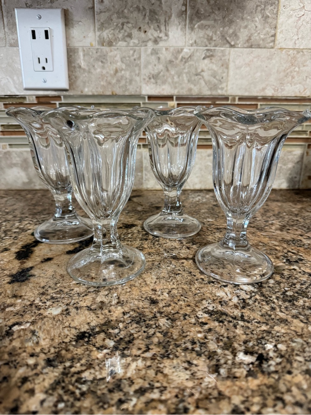 Anchor Hocking Clear Glass Tulip Dessert Cups - Set of 4 vintage set